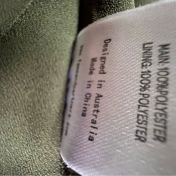 Fame and Partners Green Midi V-Neckline Wrap Dress in Size 8 - Picture 11 of 13